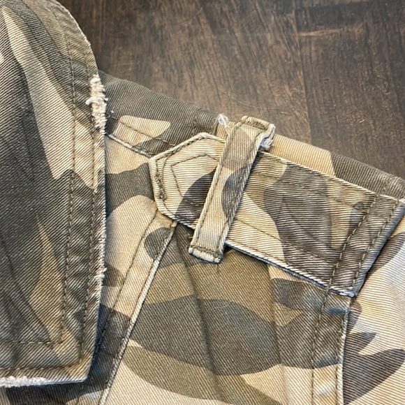 Factory distressed cargo jacket - Picture 4 of 8